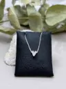 inicial V micro pave.webp