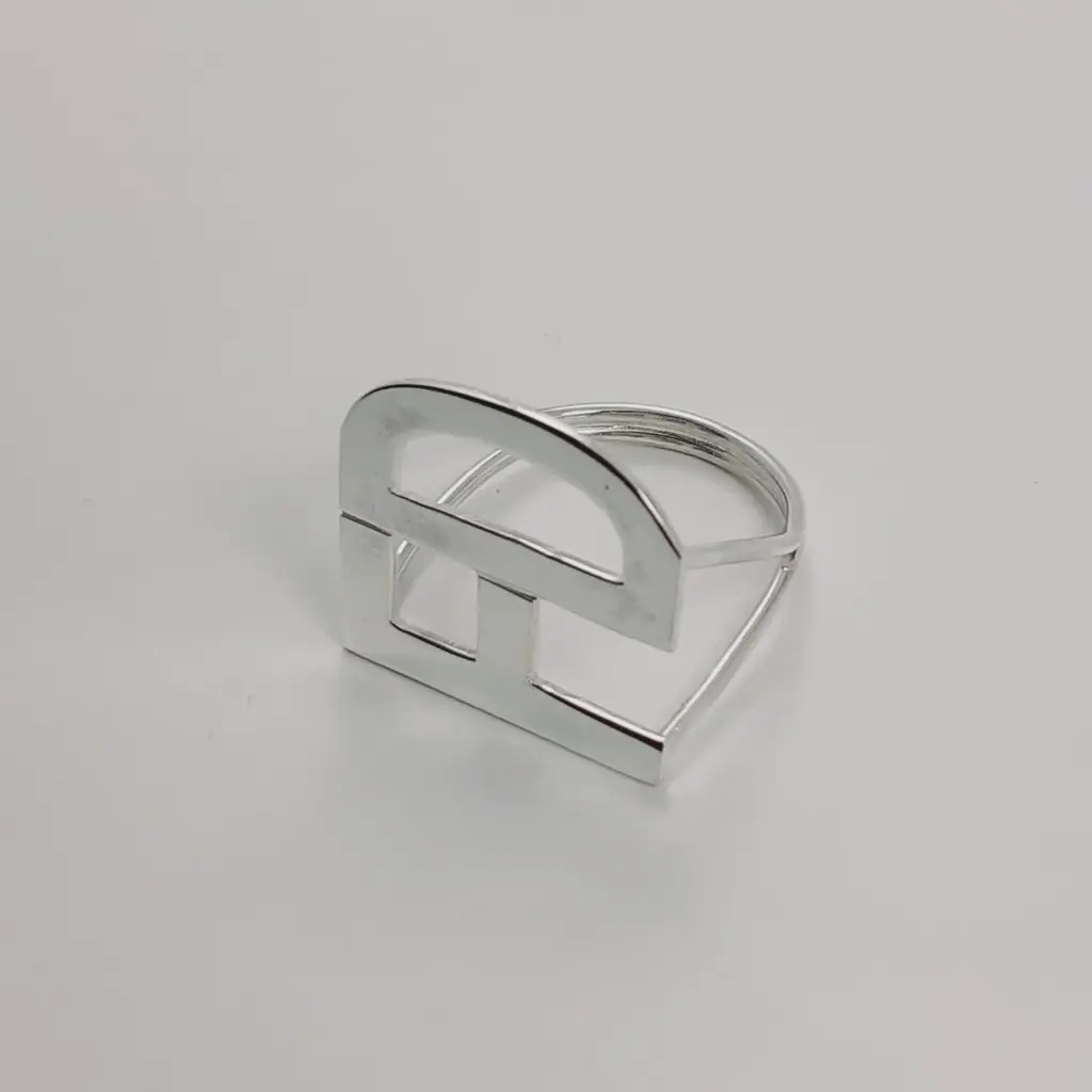 [AI.68] Anillo Iniciales chapa calada vertical