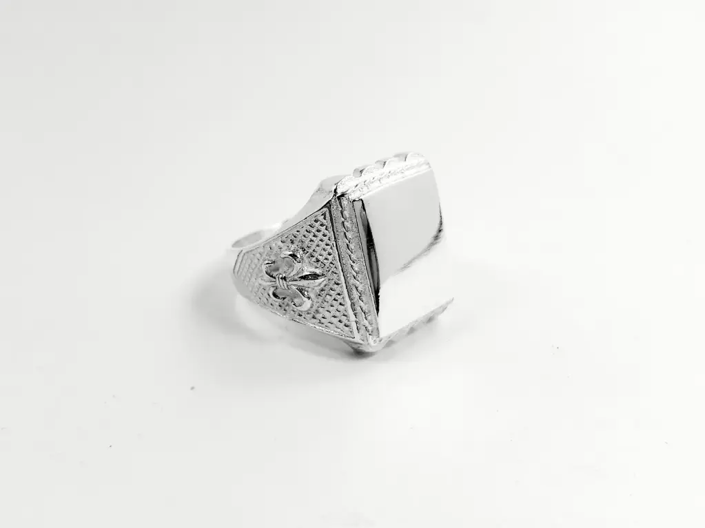 Sello Mesa Grande Cuadrada con Detalles y Flor de Lis en los Costados