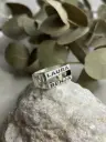 Anillo Grabado Calado con Corazón oro