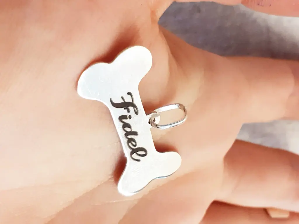 [DP.117] Hueso grabado