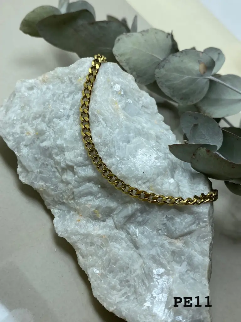 Pulsera Groumet fina Dorada