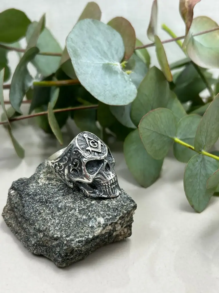 [AF.0015] Anillo calavera masonico
