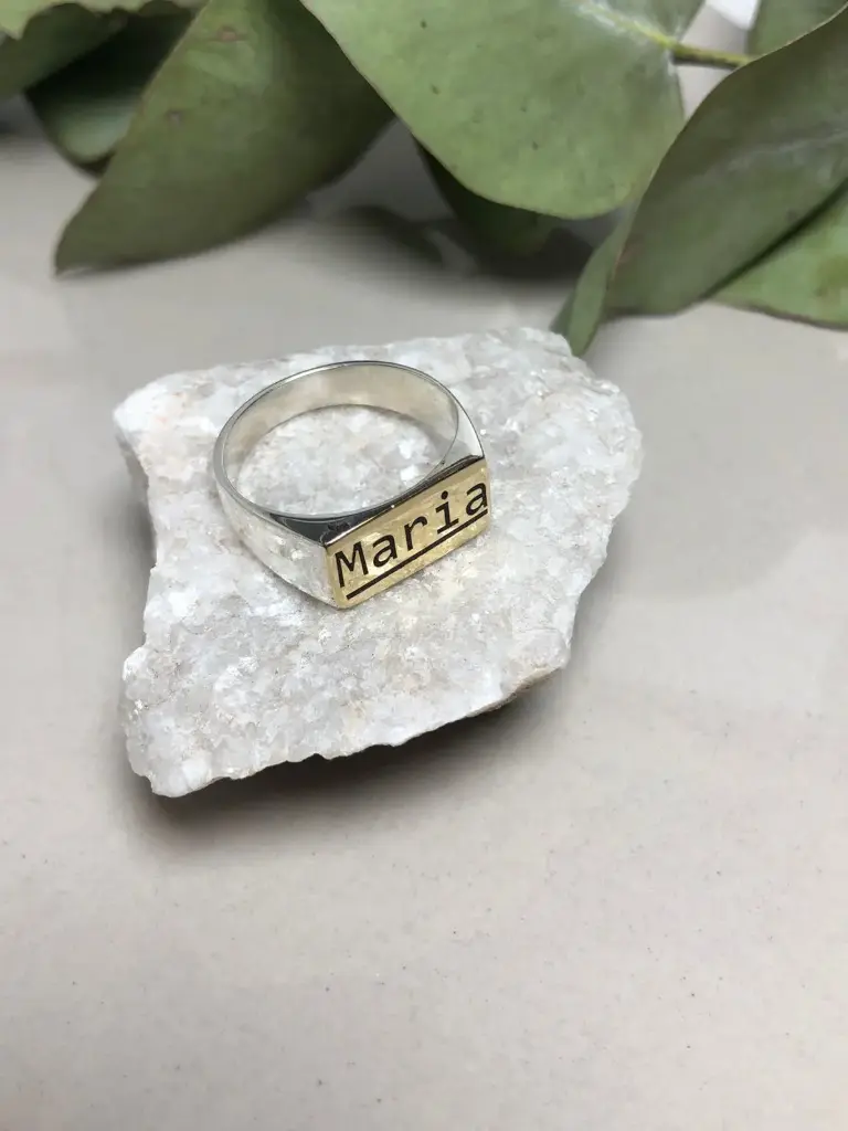 Anillo sello firma grabado subrayado p/o