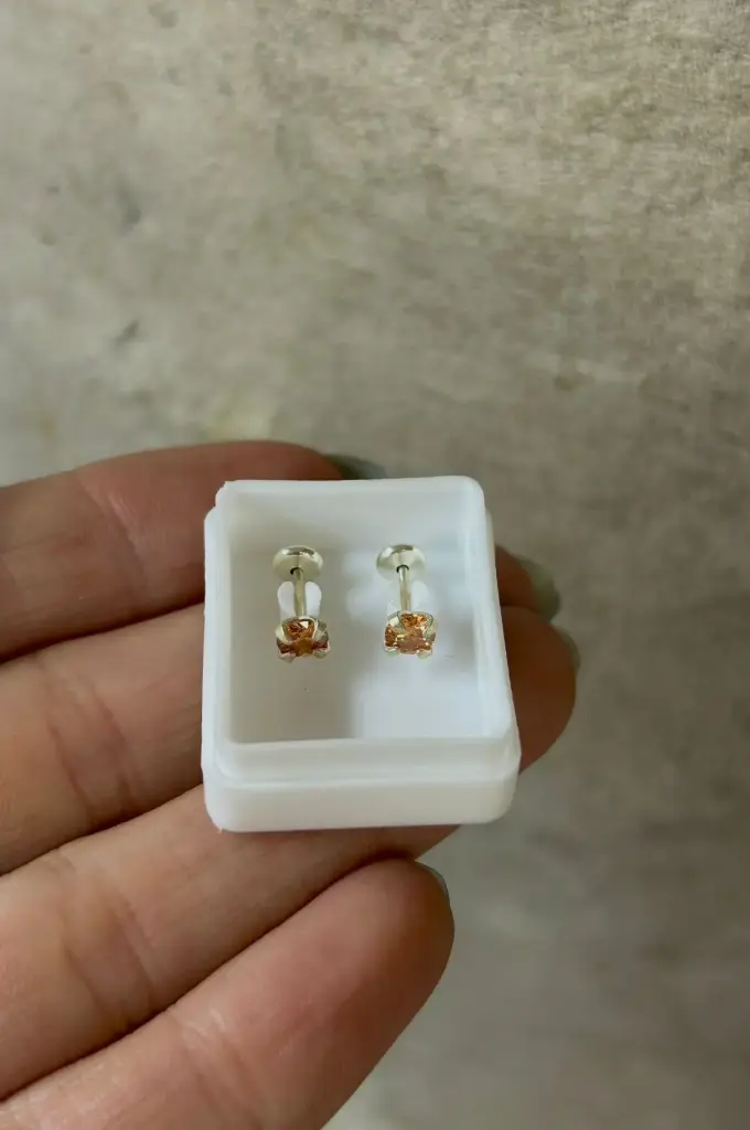 Abridor cubic engarzado 4mm