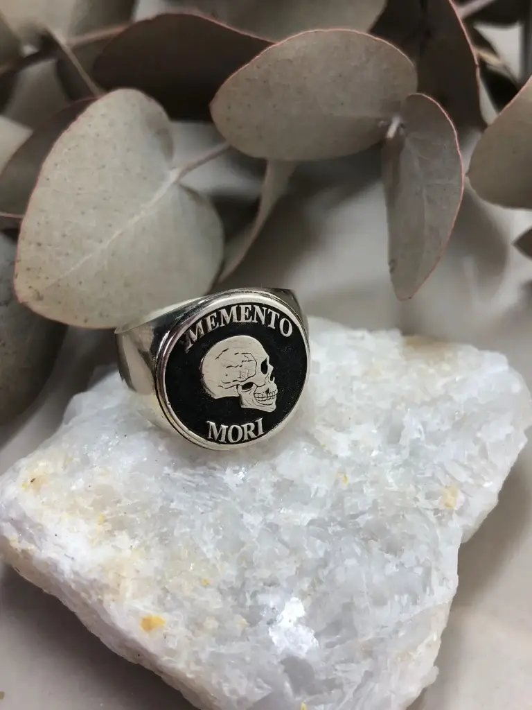 Anillo sello Memento Mori