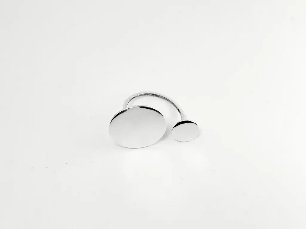 [AF.0031] Anillo Pellizco Mesas Redondas
