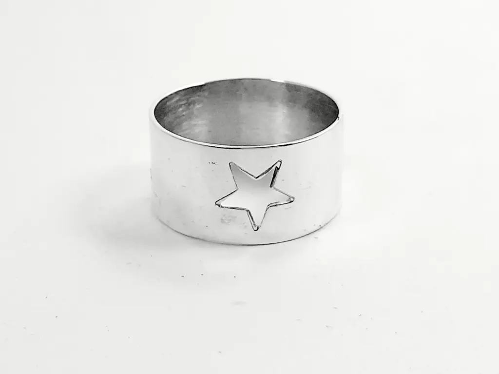 [AF.0058] Anillo Cinta con Estrella Calado
