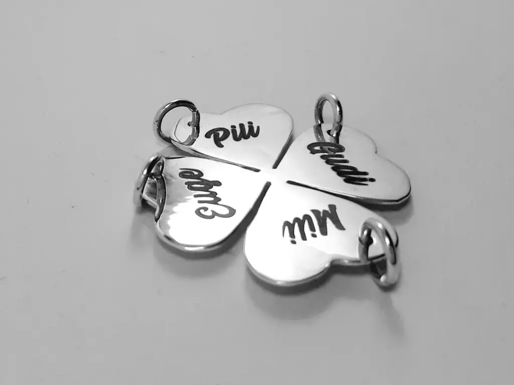 [DP.30] Dije Amistad Trebol 4 Hojas Grabado