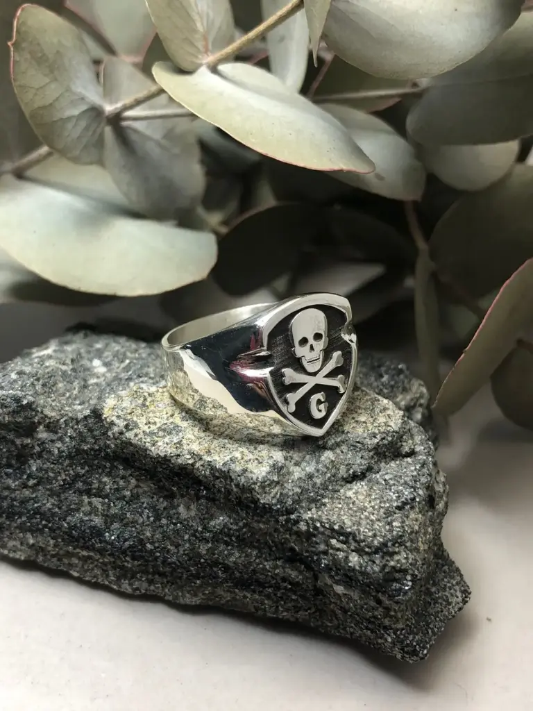 Anillo Sello Calavera