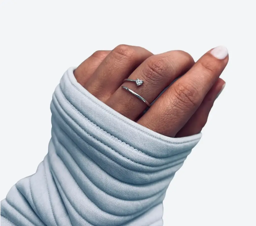 [AM 637] Anillo pellizco corazon
