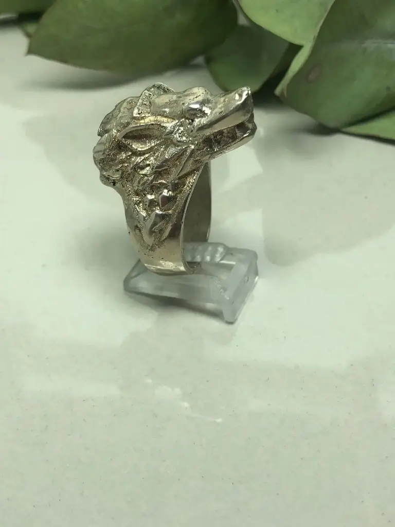 [AF.0084] Anillo Lobo 