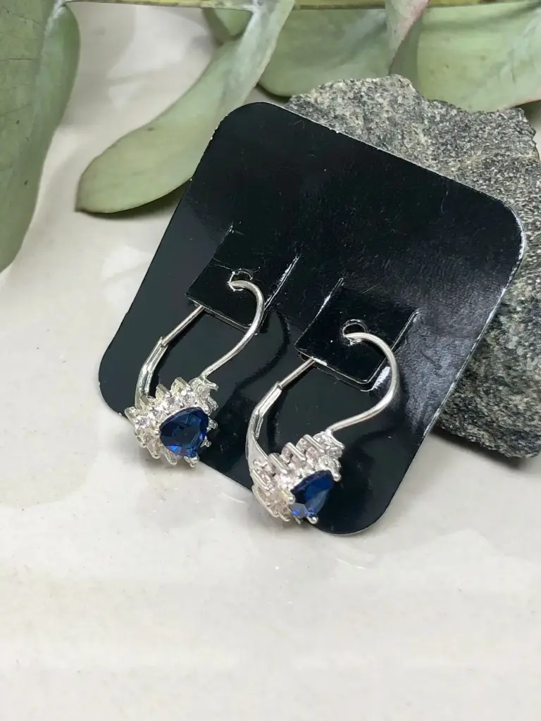 [A0005] Aros con cubic azul 