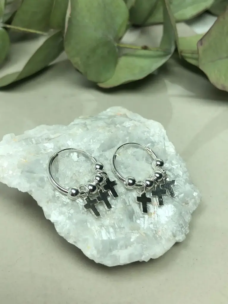 [A0013] Aros argollas c/cruz 